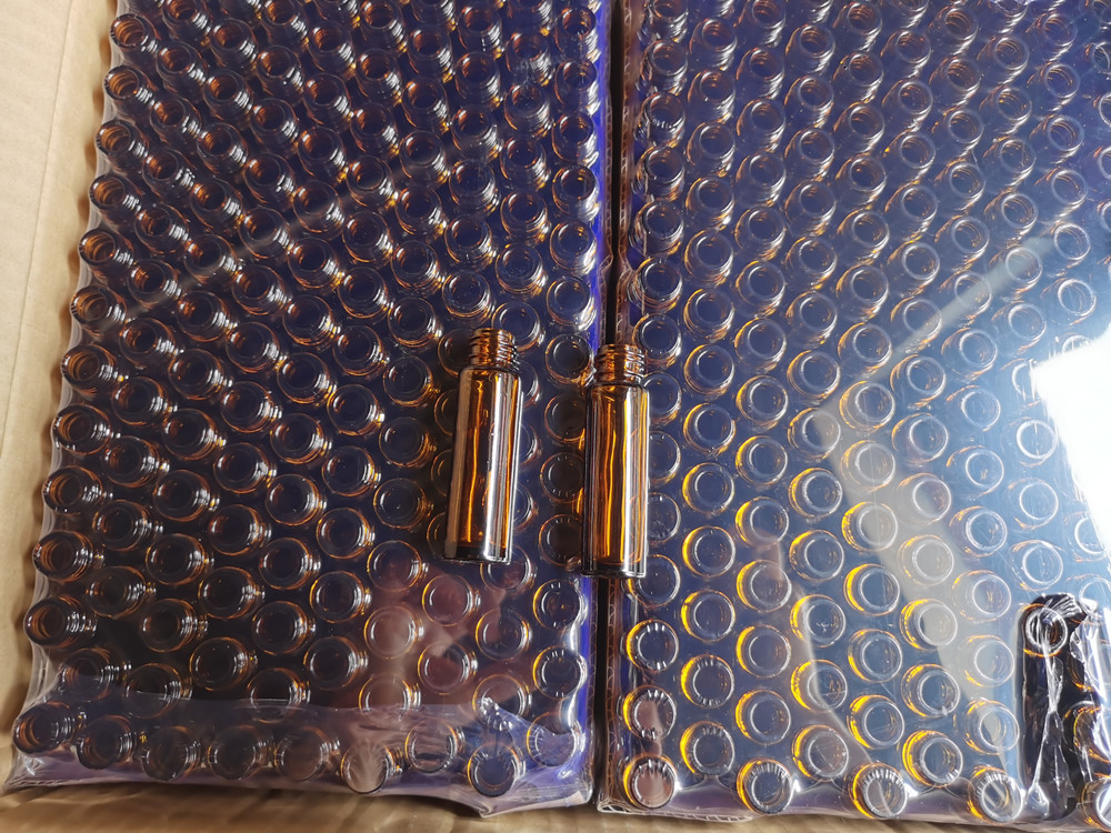 10ml Roll On Amber Bottles With Black Lids
